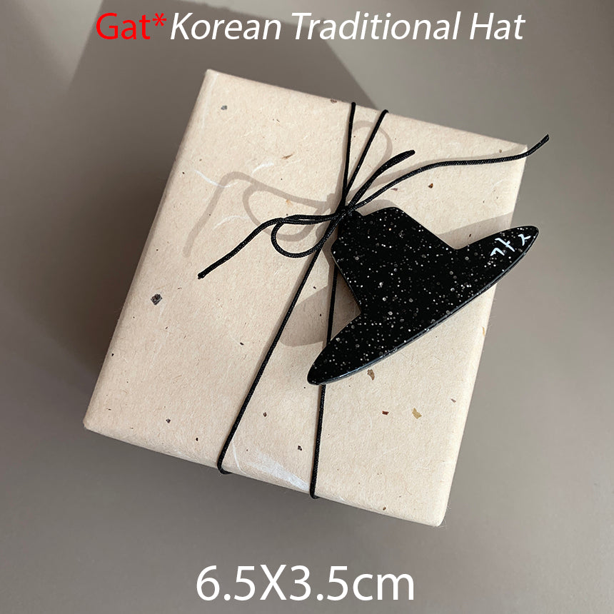 Dressed in Korea — Acrylic Charm Set (12 Pieces)