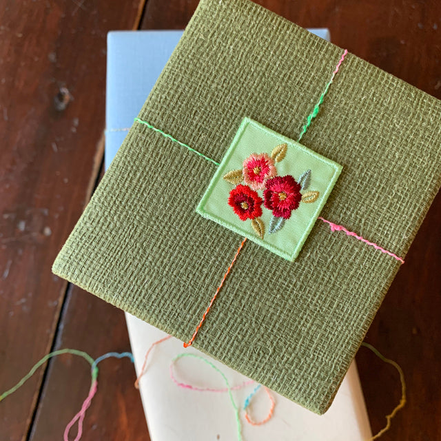 Korean Embroidery Patch- Camellia (20pcs)