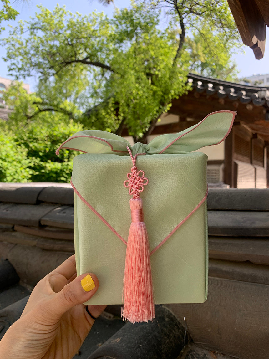 Korean Tassel Norigae – Chrysanthemum Knot | Pastel Set of 10